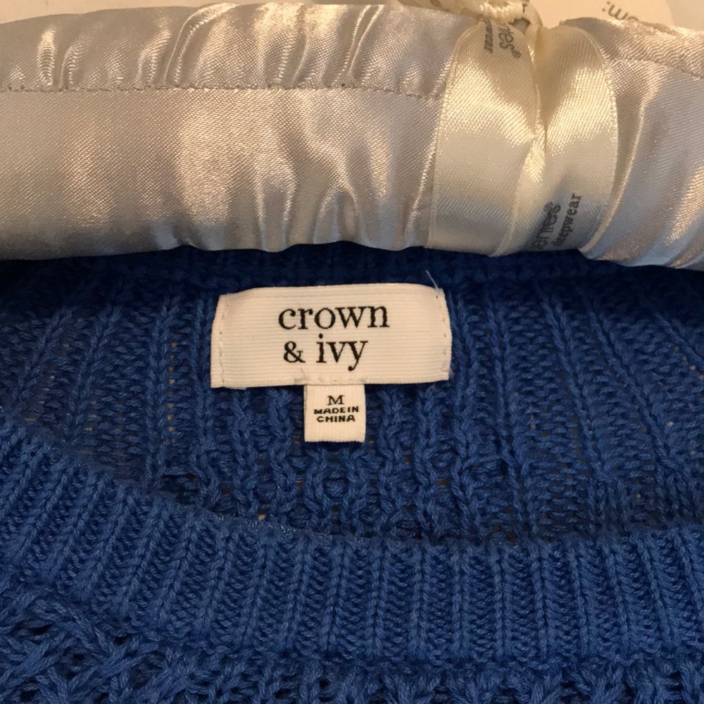 Sweater - Picture 2 of 3